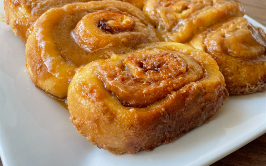 ooey gooey caramel rolls